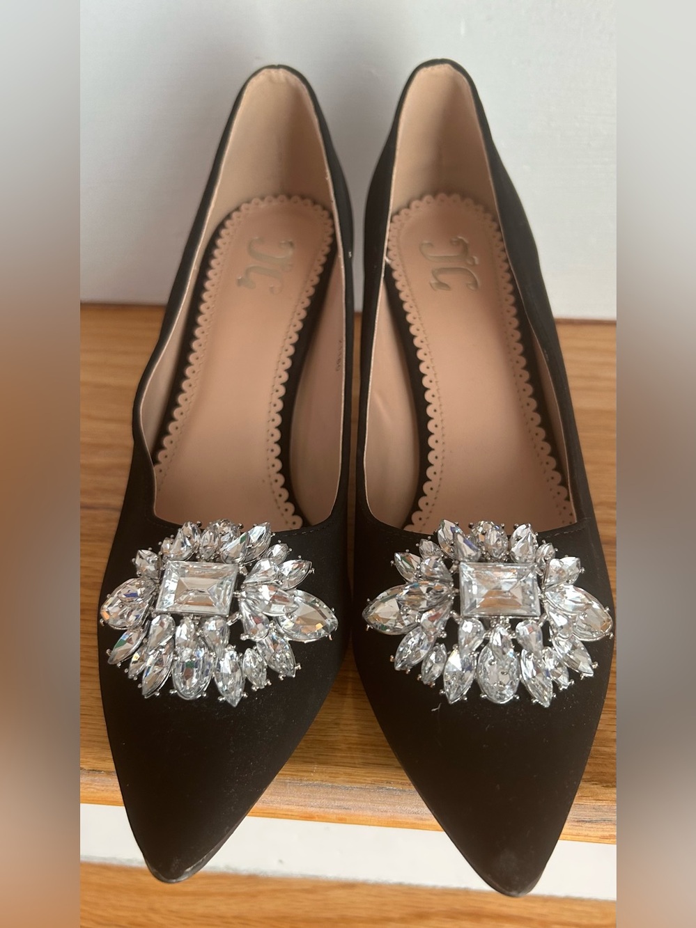 Black Embellished Pointed Toe Pumps- Brand Unspecified